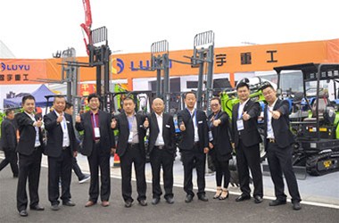 鲁宇重工-2017年中国（武汉）国际农业机械展览会取得圆满成功！