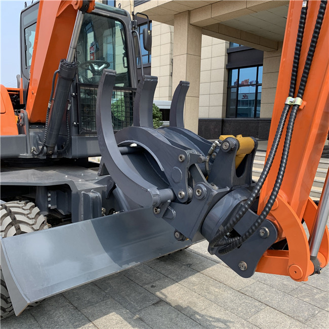 鲁宇ly95轮式抓木机震撼来袭